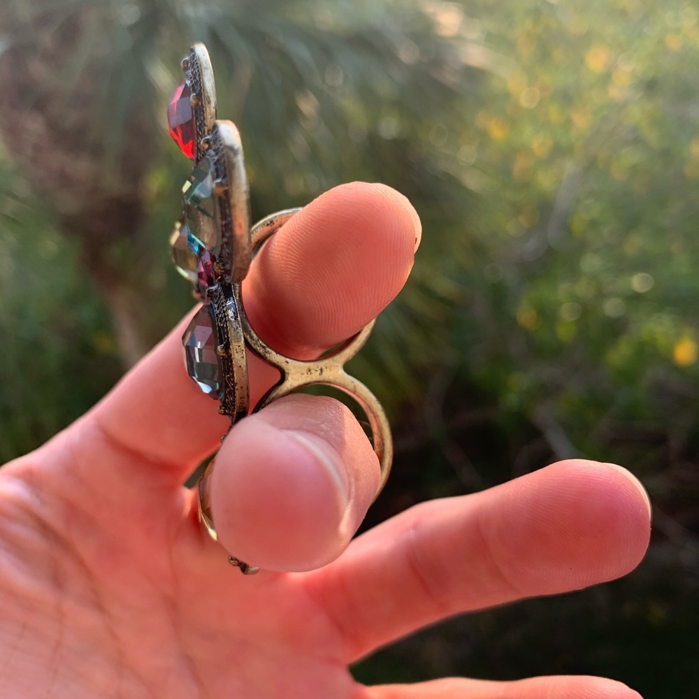 Colorful statement ring - Picture 4 of 8